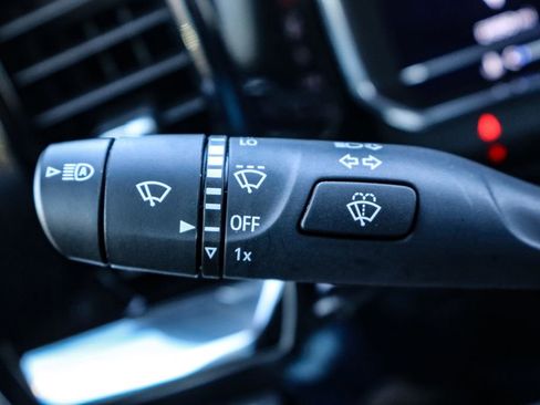 Used 2024 Chevrolet Silverado 1500 High Country w/ Technology Package image 28