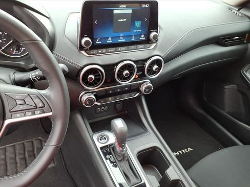 Used 2022 Nissan Sentra SV image 33