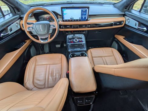 Used 2023 Lincoln Nautilus Black Label w/ Class II Trailer Tow Package image 25