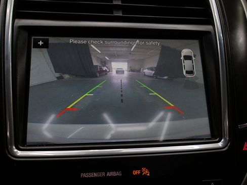 Used 2018 Lincoln MKX Reserve w/ Lincoln MKX Climate Package image 22