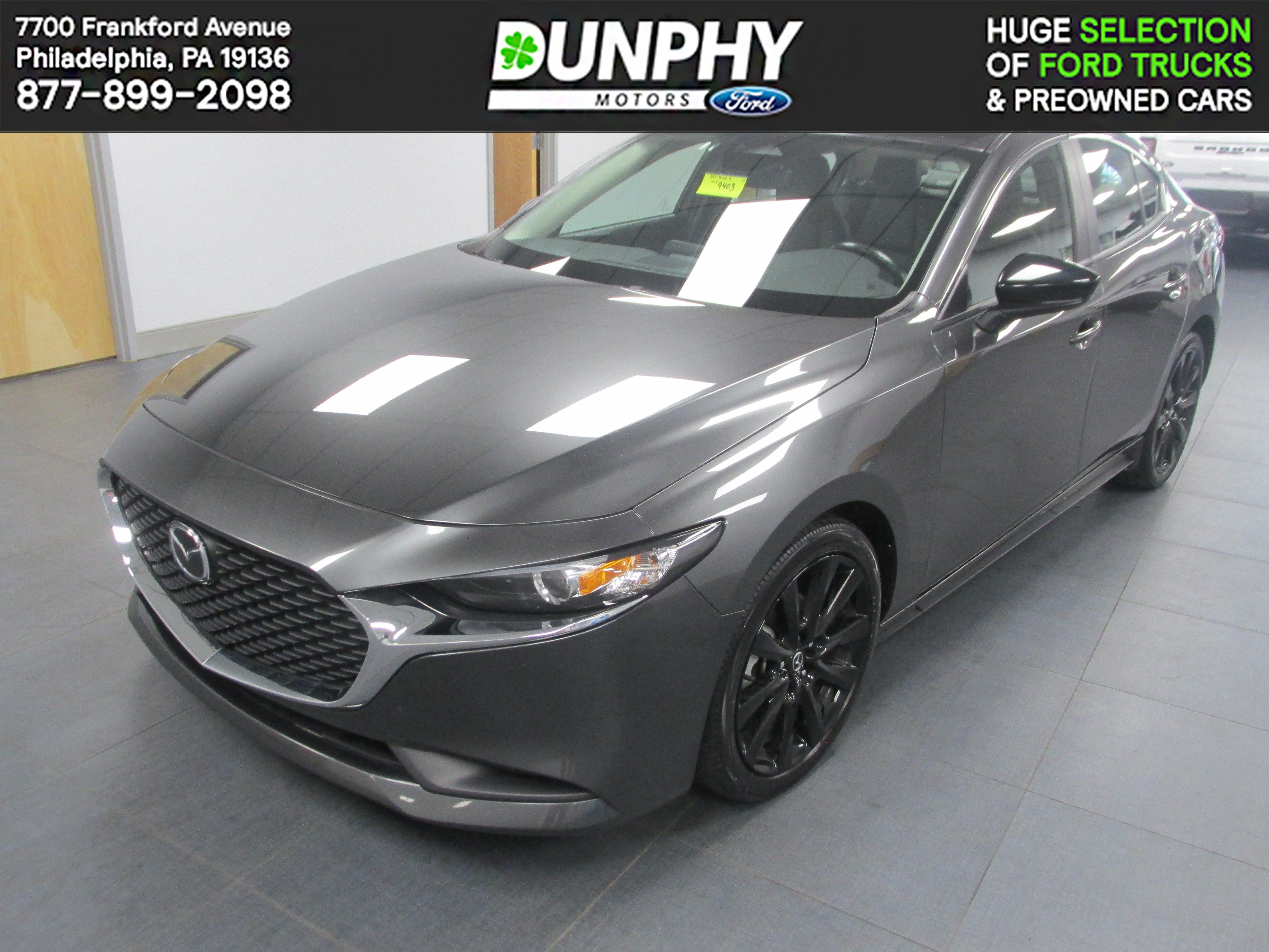 Used 2024 MAZDA MAZDA3 s FWD image 1