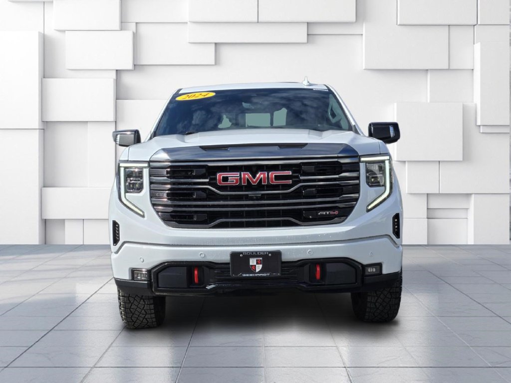 Used 2024 GMC Sierra 1500 AT4 w/ Technology Package AWD/4WD image 2