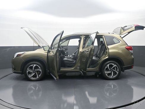 Used 2022 Subaru Forester Touring image 40