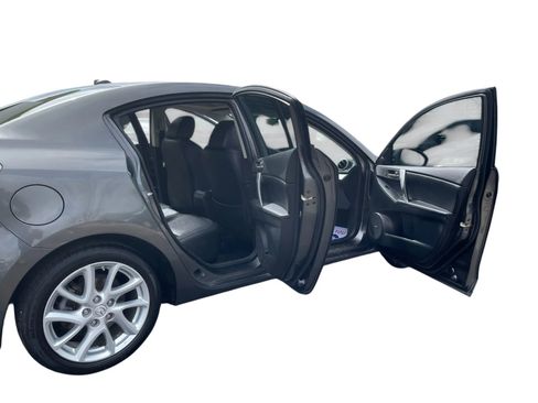 Used 2012 MAZDA MAZDA3 s Grand Touring w/ Tech Pkg image 16