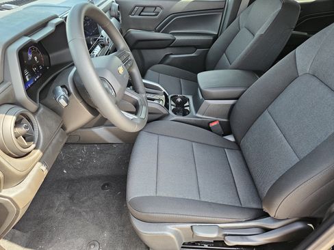 New 2026 Chevrolet Colorado W/T w/ WT Custom Package RWD image 8