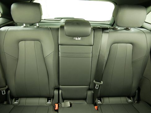 Used 2021 Mercedes-Benz GLA 250 GLA 250 image 13