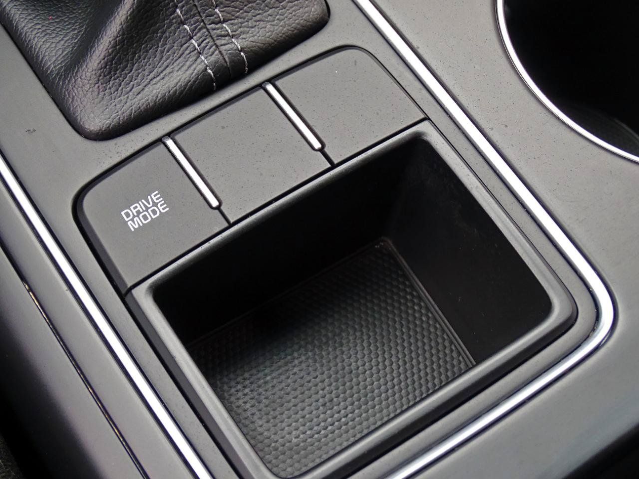 Used 2020 Kia Sorento LX FWD image 18