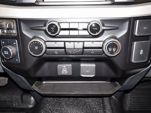 New 2026 Ford F550 4x4 Regular Cab Super Duty image 19