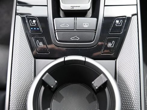 Certified 2021 Porsche 911 Carrera RWD image 17