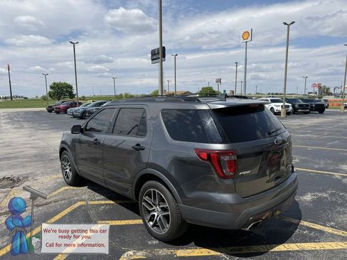 Used 2017 Ford Explorer Sport w/ Equipment Group 401A AWD/4WD image 3