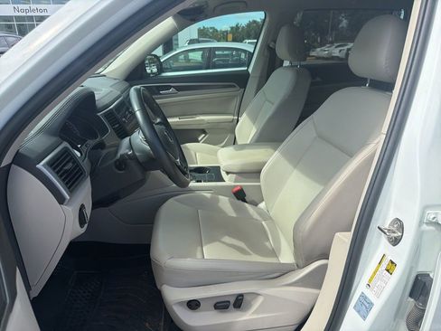 Used 2020 Volkswagen Atlas SE w/ Towing Package FWD image 20