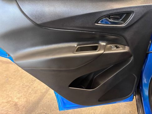 Used 2024 Chevrolet Equinox LT w/ LPO, Floor Liner Package image 11