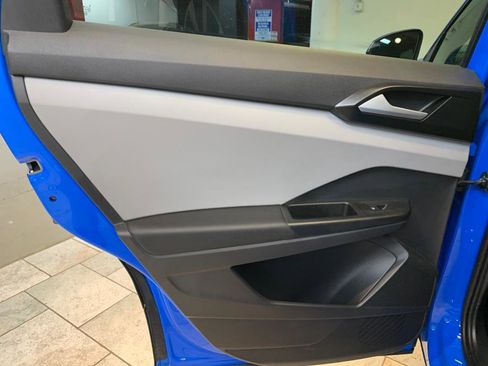 Used 2022 Volkswagen Taos SE image 42