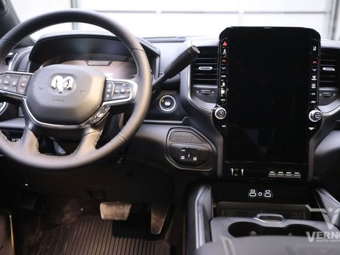 New 2025 RAM 3500 Laramie image 4