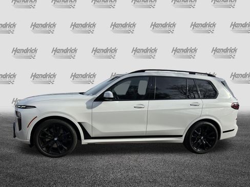 Certified 2025 BMW X7 xDrive40i w/ M Sport Package image 7