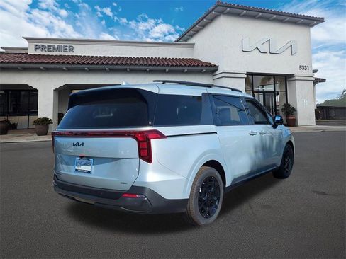 New 2026 Kia Carnival SX image 8