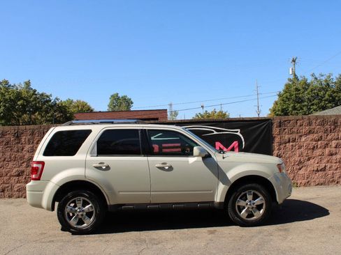 Used 2009 Ford Escape Limited FWD image 5
