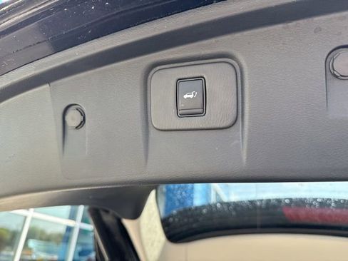 Used 2024 Nissan Murano SL w/ Cargo Package image 26