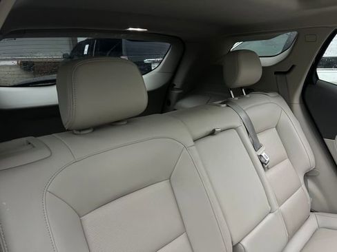 Used 2018 GMC Terrain Denali w/ Advanced Safety Package image 33