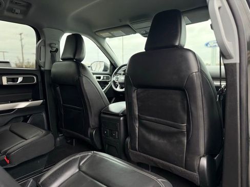 Certified 2023 Ford Explorer XLT w/ Equipment Group 202A image 23