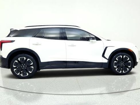 Used 2024 Chevrolet Blazer EV RS AWD/4WD image 10