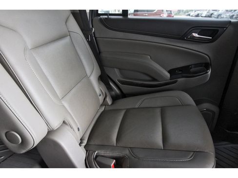 Used 2018 GMC Yukon SLT RWD image 15