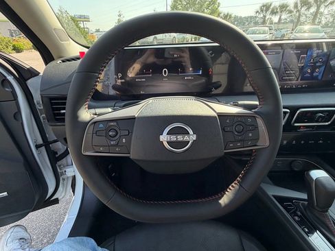 New 2026 Nissan Sentra SR FWD image 16
