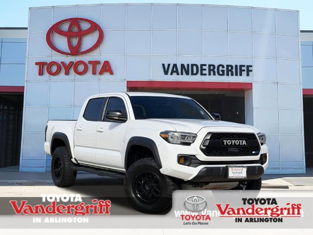 Used 2022 Toyota Tacoma TRD Off-Road AWD/4WD image 1