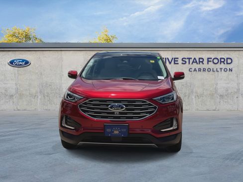 Certified 2019 Ford Edge Titanium w/ Equipment Group 301A FWD image 3