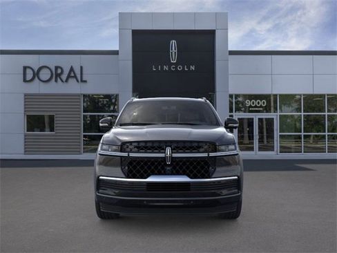 New 2025 Lincoln Navigator L Reserve w/ Jet Appearance Package image 6
