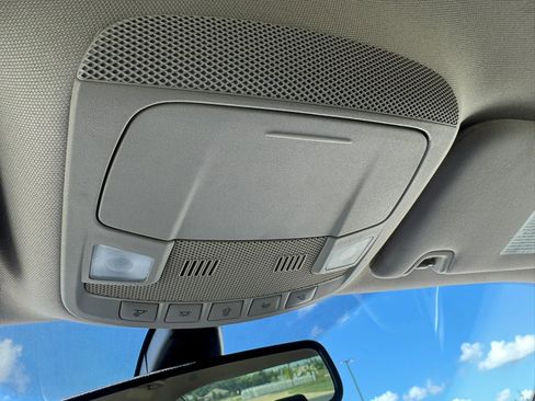Used 2020 Ford Fusion SE FWD image 52