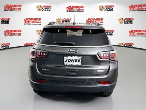 Used 2023 Jeep Compass Latitude AWD/4WD image 14