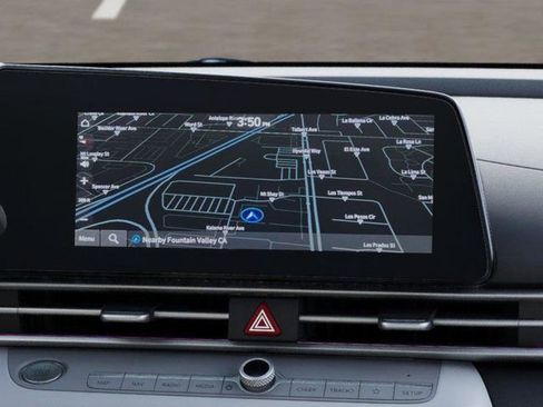 New 2025 Hyundai Elantra Limited w/ Cargo Package image 13