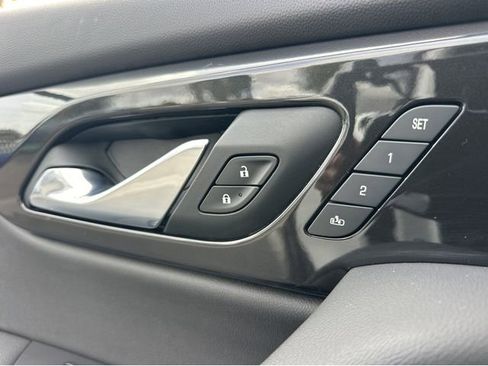 Used 2019 Chevrolet Blazer RS image 36