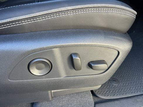 Used 2025 GMC Sierra EV Denali image 48