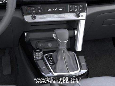 New 2026 Kia Seltos S FWD image 26