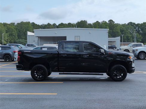 Used 2024 Chevrolet Silverado 1500 Custom Trail Boss AWD/4WD image 8