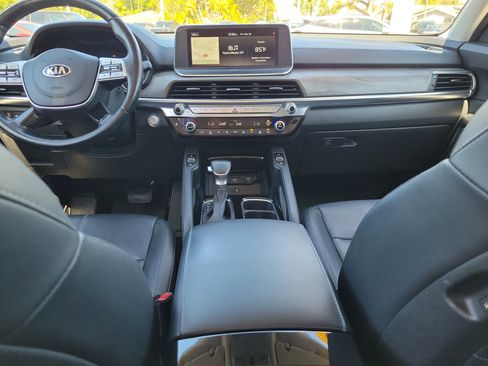 Certified 2021 Kia Telluride EX w/ EX Premium Package image 14