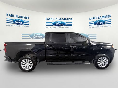 Used 2021 Chevrolet Silverado 1500 Custom RWD image 2