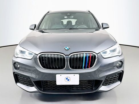 Used 2019 BMW X1 xDrive28i w/ M Sport Package image 2