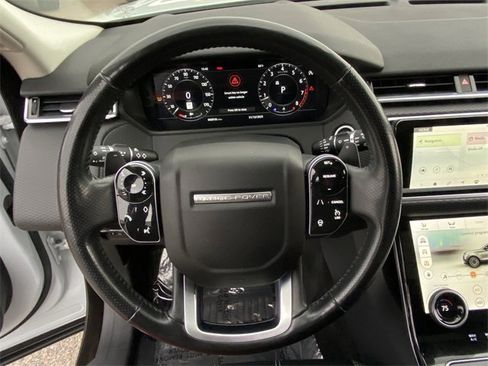 Used 2018 Land Rover Range Rover Velar S image 10