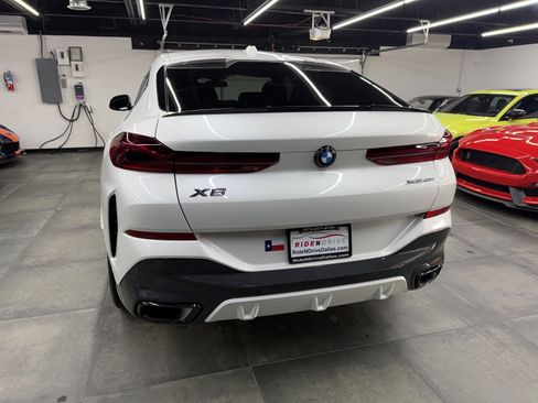 Used 2024 BMW X6 xDrive40i w/ Premium Package image 5