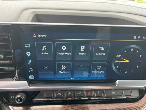 Used 2023 Chevrolet Silverado 1500 LT AWD/4WD image 21