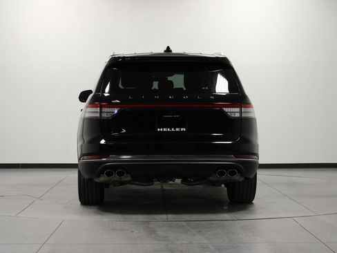 Used 2025 Lincoln Aviator Reserve w/ Illumination Package image 5