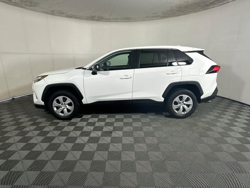 Used 2023 Toyota RAV4 LE FWD image 6