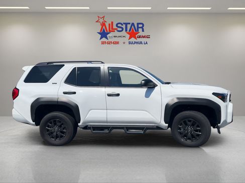 Used 2025 Toyota 4Runner SR5 RWD image 8