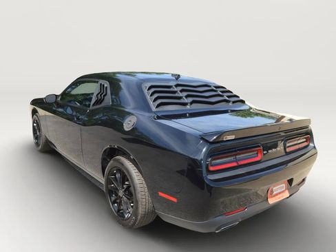 Used 2018 Dodge Challenger SXT w/ Sound Group RWD image 6
