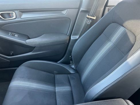 Used 2023 Honda Civic Sport image 28