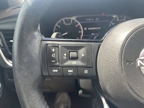 Certified 2023 Nissan Rogue SV w/ SV Premium B Package FWD image 13