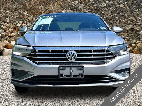 Used 2019 Volkswagen Jetta R-Line FWD image 3